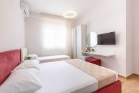Lian Rooms 3 - Modern Classic Triple --- BRAND NEW - Lungomare 3 min walk - Chambres d'hôtes Vlora