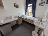 Annie's Place - Bed and Breakfast South Shields