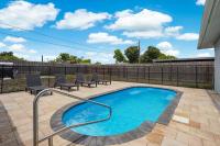 Florida Retreat Heated Pool - Bed and Breakfast Bradenton
