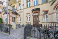 Deco with terrace by OneApartments - B&B Sopot