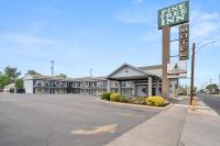 Pine Tree inn - B&B Medford