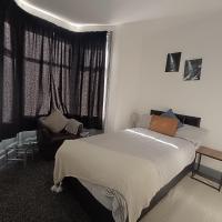 Ivy GF1 Single Room with Private Bathroom - B&B Stockton-on-Tees