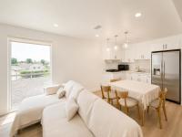 Stylish 4BR Near USC & Downtown LA - B&B Los Angeles