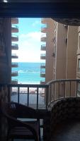 Appartamento con 3 Camere da Letto e Vista Mare