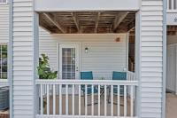 Modern King Suite with Private Patio, Near Hospitals & State Fairgrounds - Chambres d'hôtes Springfield