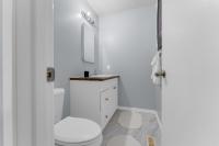 Spacious Main-Floor Bungalow Near South Common - Ferienwohnung Edmonton