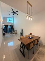 Spacious Family Retreat in Ipoh Mslim Only - B&B Ipoh