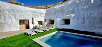 Casa CUEVA CASCAMORRAS "Capricho Andaluz" - B&B Baza