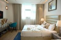 The Quiet Loft - Premium Studio with City Views - B&B Gurugram
