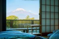 FUJINE Mt Fuji View Villa with BBQ Sauna and Fire Pit and Pet OK - B&B Yamanaka