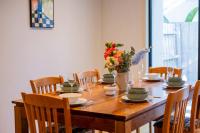 Puddings Home 4BR Bundoor modern stay family - Chambres d'hôtes Bundarra