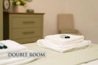 Modern City Centre Apartment in Central Hub - B&B Edimburgo