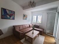 Apartman lavanda - Ferienwohnung Bar