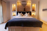Luxury King Room 7