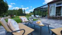 Szarejkowe Wzgórza - Luxury Cottages with Private Hot Tub - Mazury Garbate - Chambres d'hôtes Szarejki