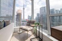 CN Tower Views Gym Hot Tub Prime Location - Chambres d'hôtes Toronto