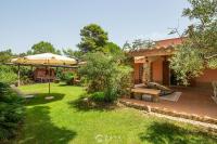 Villa Atzeni - Terrace, Two Patios & Lush Garden - Ferienwohnung Notteri