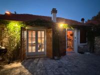 Stone House Slavica near Krka Waterfalls - B&B Lozovac