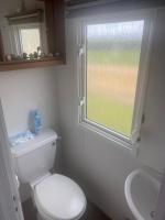 Angie Bs Beach Haven - Bed and Breakfast Groomsport
