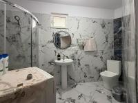 Hana Apartment - Chambres d'hôtes Gjirokastër