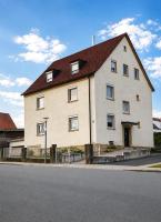 Glocke Apartment One - Bed and Breakfast Bayreuth