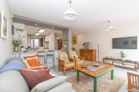 Rooftop Terrace Grotto Beach Ocean Views - B&B Hermanus