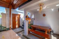 Deepa Villa Lovina by The Travel Ubud Bali - B&B Lovina