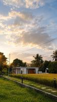 Kailash Romantic 1BR Ricefield Villa Ubud with Private Pool - B&B Tampaksiring