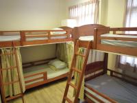 Posto Letto in Dormitorio con 4 Letti