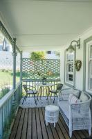 Much loved serene stay for rest, walks and wine - B&B Cape Town