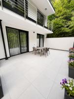 Apartamento de 2 dormitorios con vistas al lago