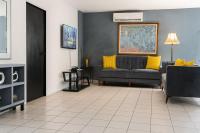 OJAS Local Nest - Bed and Breakfast San Juan