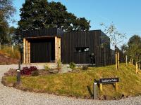 Cadderlie Cabin - Luxury Woodland Escape with Hot Tub Near Oban - Chambres d'hôtes Oban