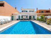 Villa with Private Pool Steps from Burgau Beach #2025 - B&B Burgau