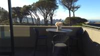 Deer Park Apartment CPT - With Sweeping Views - Chambres d'hôtes Le Cap