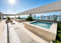 Amazing Loft - Exclusive - Rooftop Pool - AC & WiFi - B&B Gaira