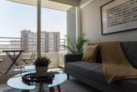 Cozy Retreat for 3 Chic 1BR Nunoa Quiet Bright - B&B Santiago
