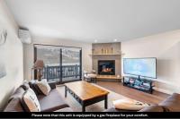 Spacious Condo with Lake and Mountain View - Ferienwohnung Mont-Tremblant