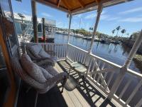 The Famous Houseboat in Sanford - Chambres d'hôtes Sanford
