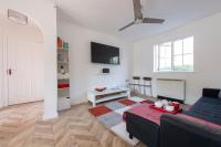 East London Apt - Stay 6 - Transport Links - Wifi - B&B Dagenham