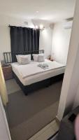 Golentle Home Stay & Extra View Safaris - B&B Maun