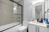 Minutes from Downtown | Spacious 1-Bed - Ferienwohnung Calgary