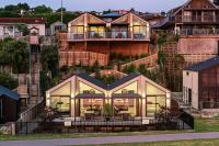 Roam Taupo Lake Front Unit 2 - Spa Pool - Ferienwohnung Taupo