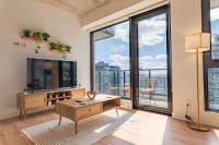 Bright & Cozy 1BR in Trendy Griffintown - Ferienwohnung Montreal