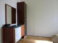 Doppel-/Zweibettzimmer mit eigener Terrasse