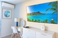 Oceanfront Aloha Luxe in Waikiki - B&B Honolulu