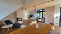 Wohnung Pauline, 4 Pers 140qm, direkt an der Aachener Soers - Bed and Breakfast Herzogenrath