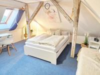 Träumen über den Dächern Wismars, Dachbodenapartment - Chambres d'hôtes Wismar