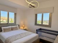 Maison Lazarus - Serene SeaView Luxe Apt Close to Larnaca & Ayia Napa - Bed and Breakfast Pýla