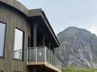 Flakstad beach house Silo A - Chambres d'hôtes Vareid